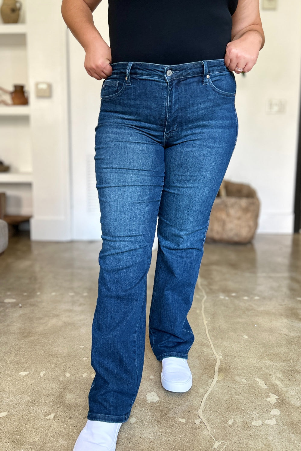 Judy Blue Full Size Tummy Control Straight Jeans